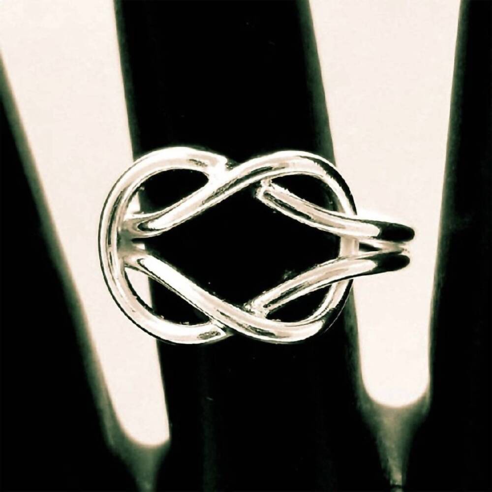 NEW COSTELLO INTERNATIONAL unisex double love knot ring in silver